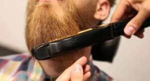 Hoe maak je je baard steil met een baard stijltang