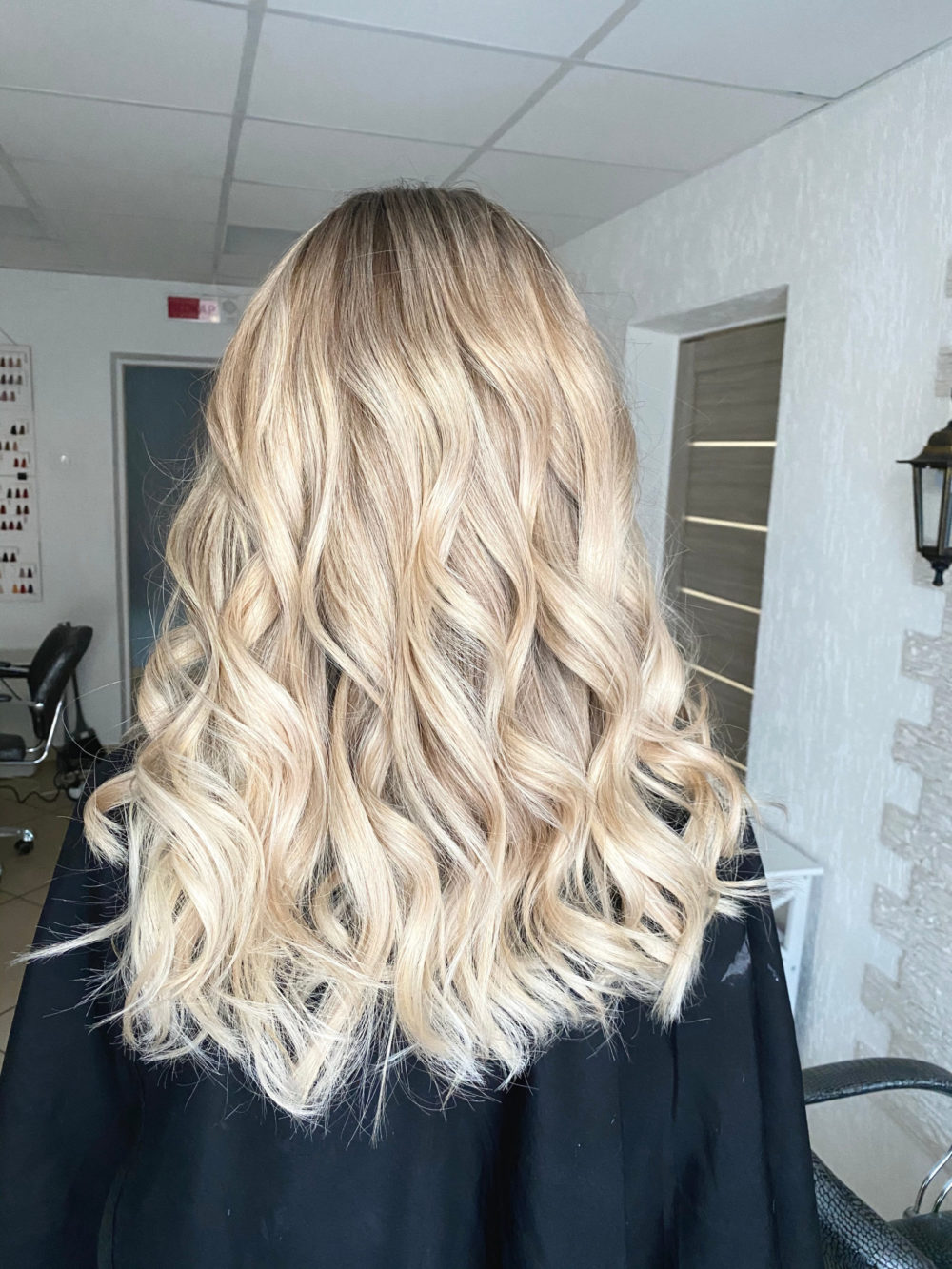 Champagne Blond Met Licht As Gevlekt Wortel