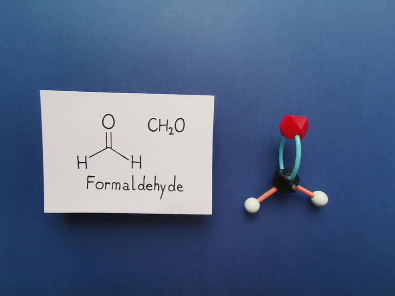 Afbeelding voor een stuk getiteld wat is formaldehyde in shampoo met de moleculaire structuur 