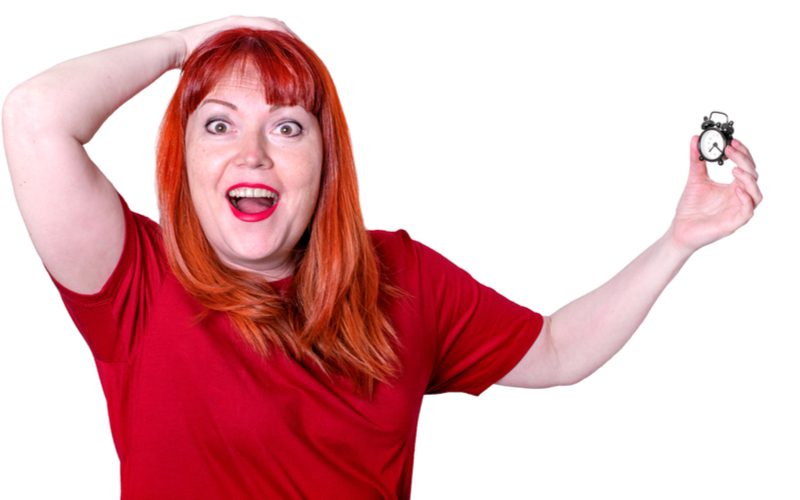 Red Hair Curtain Bangs voor vrouwen met golvend haar