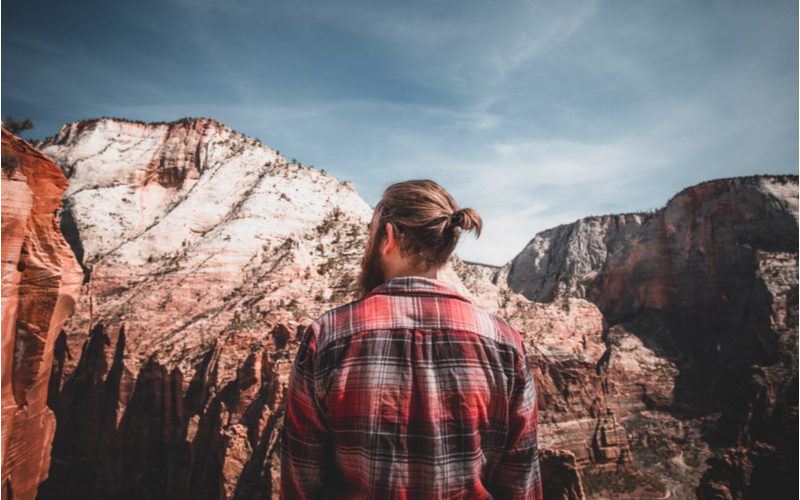 Outdoorsy Midi Looped Man Bun