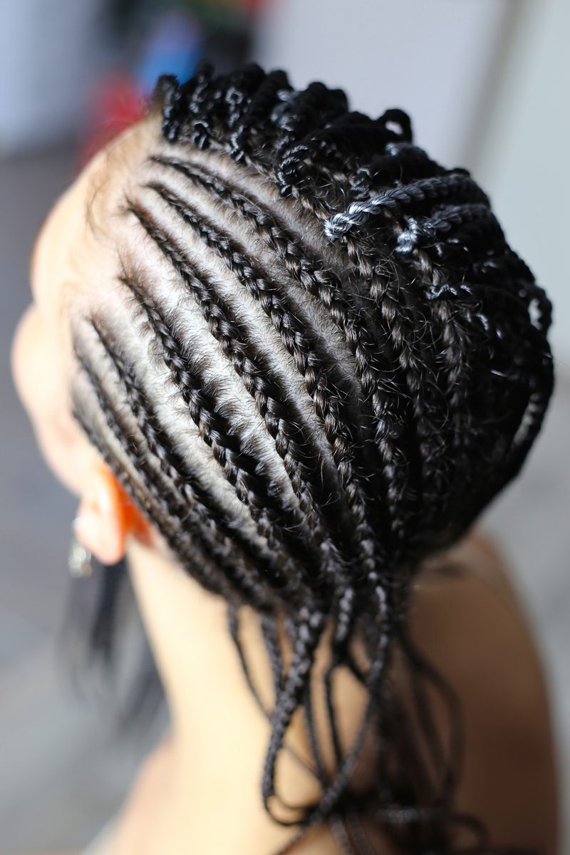 Cornrows & Senegalese Twists als afbeelding voor een stuk over tribale vlechten