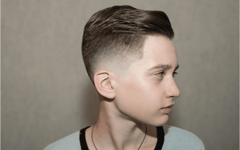 High Slicked Back Drop Fade voor jongens kapsel inspo