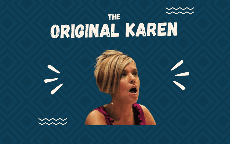 De originele Karen kapsel tegen blauwe vierkante achtergrond