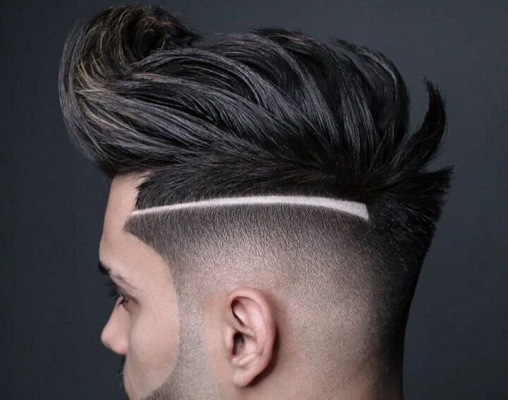 Lange Hipster Faux Hawk en Razor Fade en Part