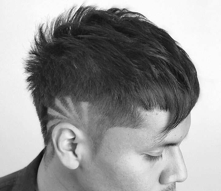 Haarontwerp Fade en Mohawk