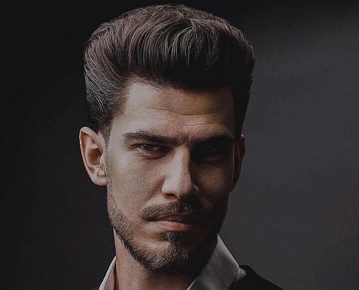 Retro Pompadour