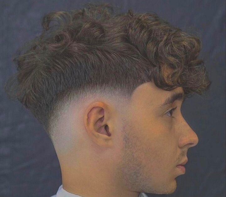 Lage Fade Curly Mullet