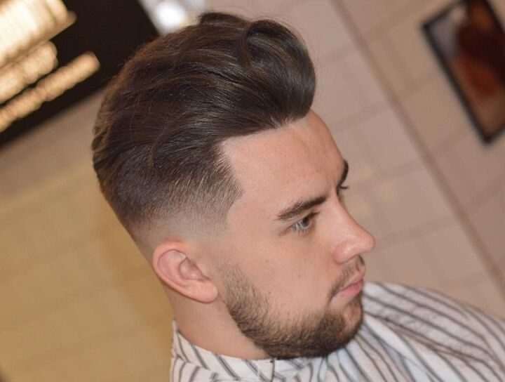 Pompadour en lage fade