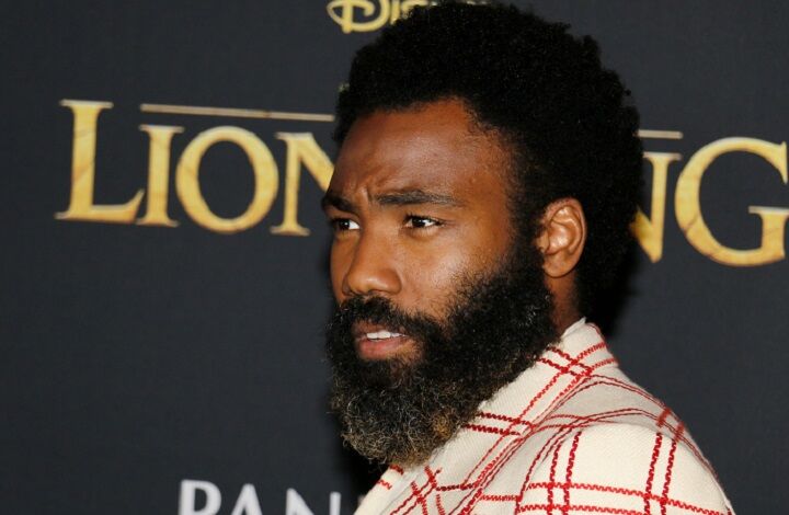 Childish Gambino met volle dikke baard