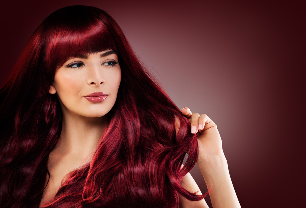 Dark Maroon haarkleur voor een stuk over de beste haarkleuren voor rood haar