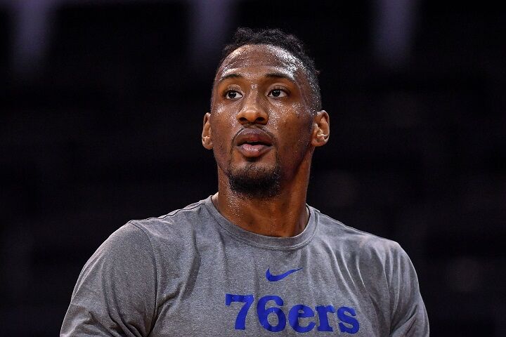 Robert Covington met een sik baard