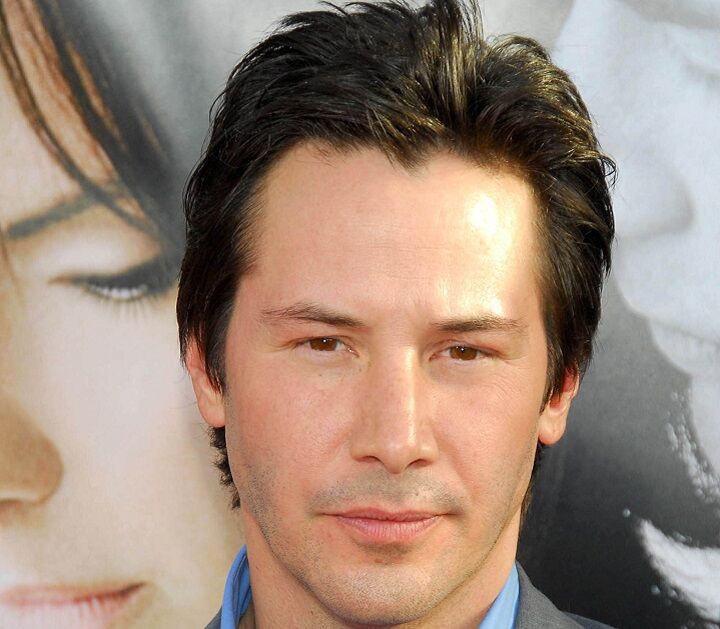 Keanu Reeves Met Een Rommelig Haar