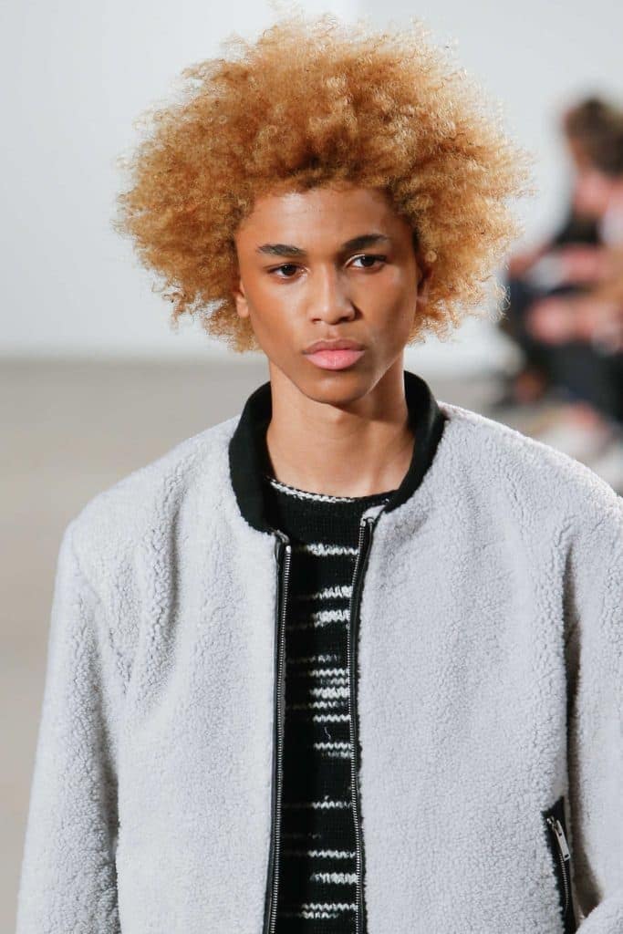 zwarte mannen kapsels blonde afro