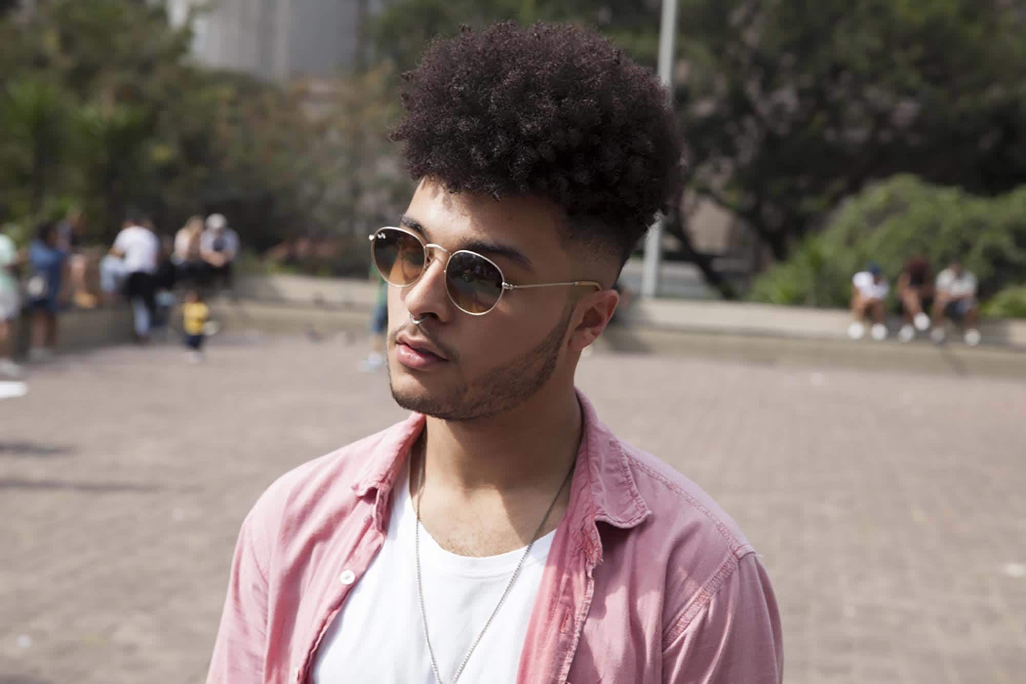 beste heren kapsels: afro high top 