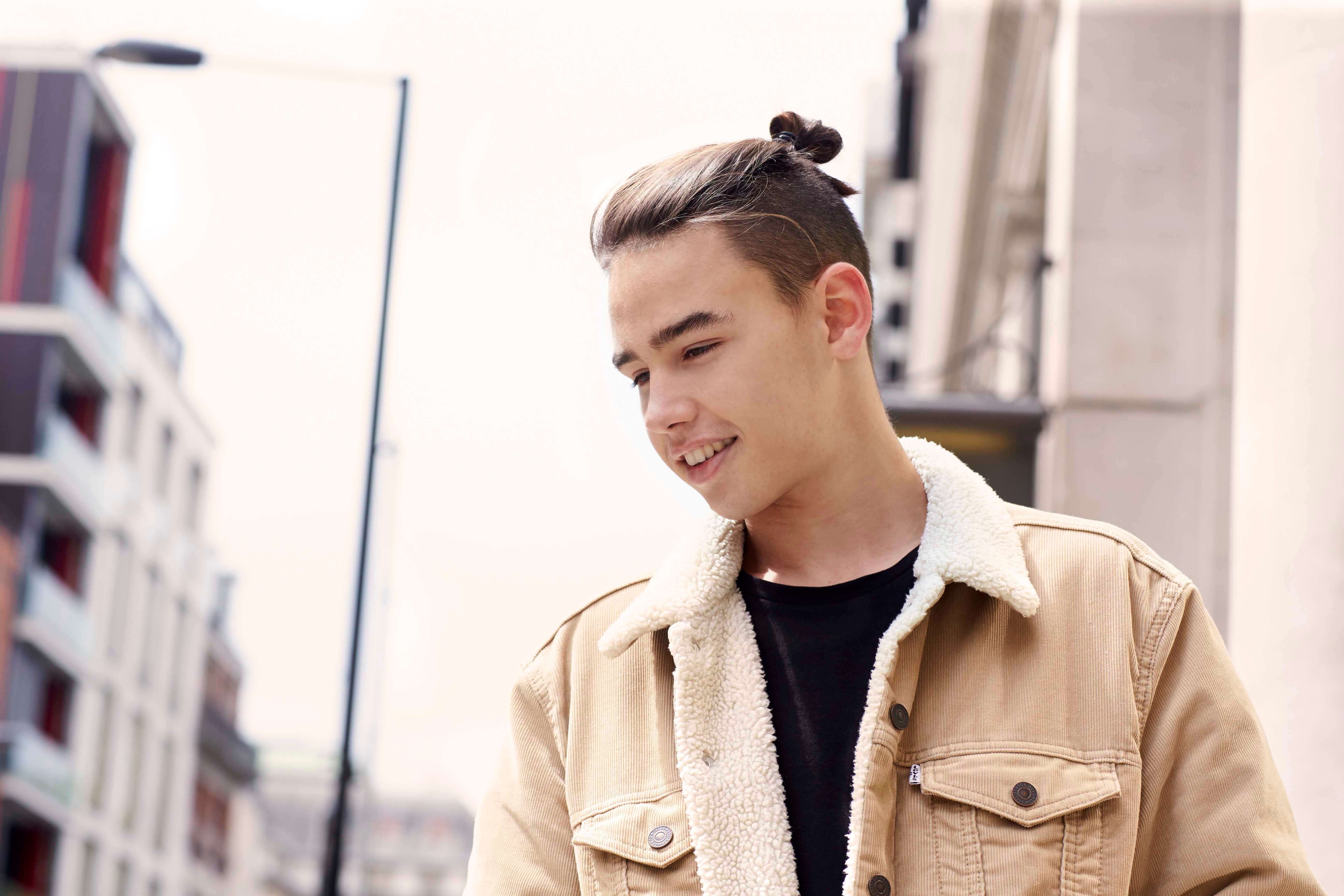 man bun fade losse fade