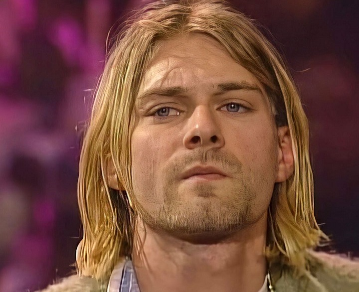 Kurt Cobain Met Blond Grunge Haar