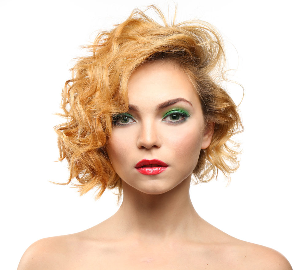 Sparkling Strawberry Blonde Bob, een featured kort blond kapsel