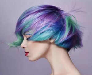 Prachtige blauwe en paarse haarkleuren
