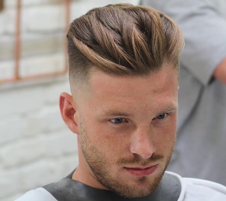 Gelaagde top met undercut fade 