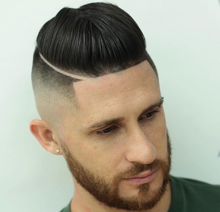 Dapper Fade Gebogen En Ducktail